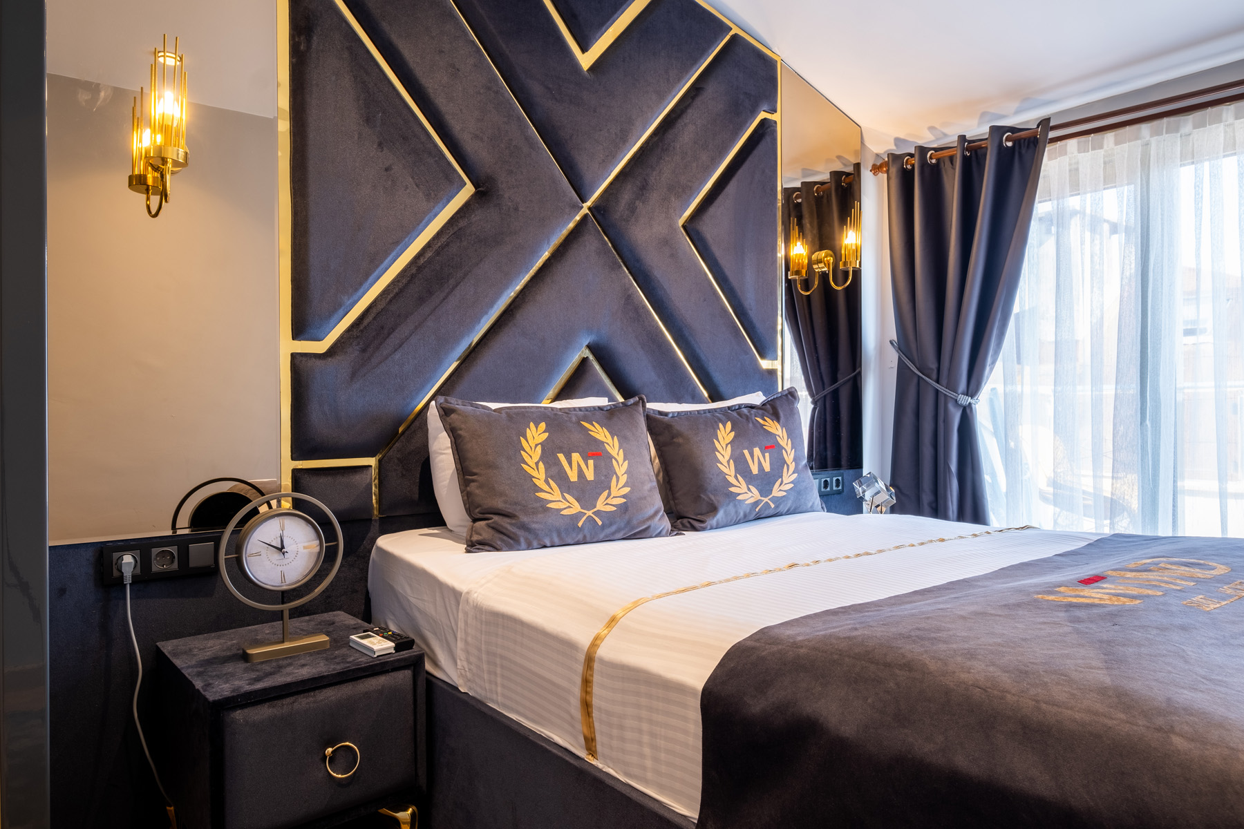 Terrace Luxury Suit 1